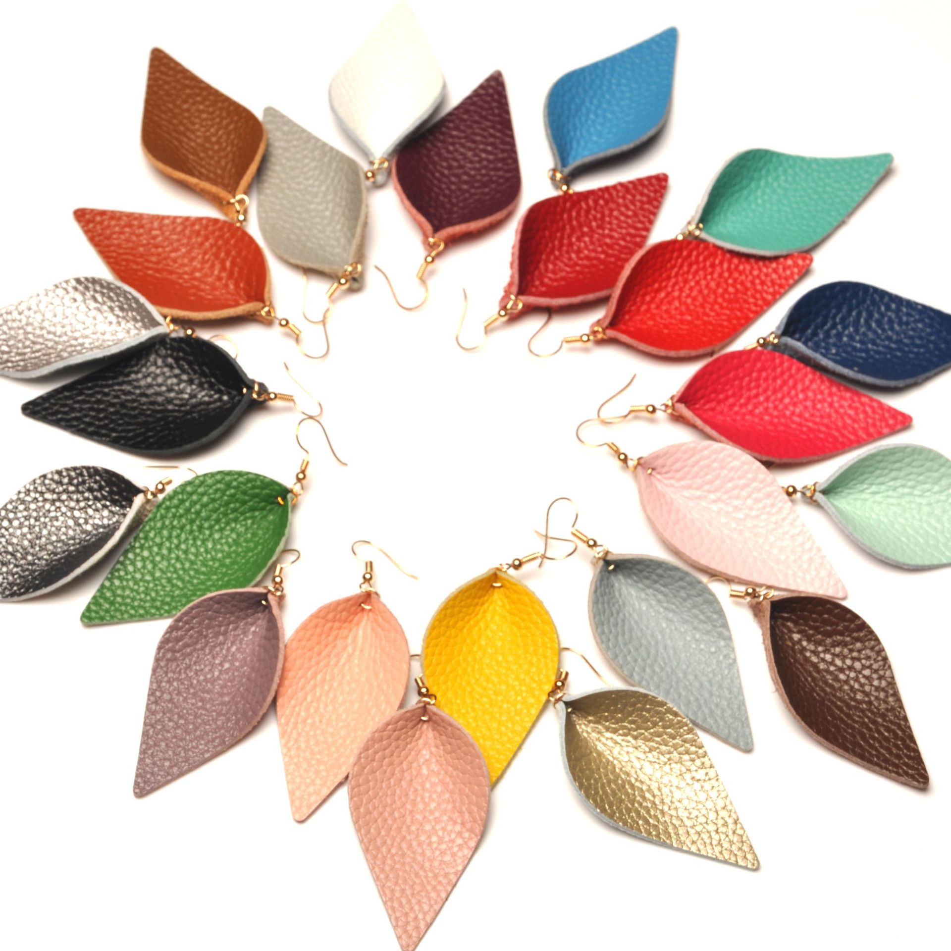 

Leather Earrings Lightweight Leaf Earring Women Girls Colorful Fashion Ear Ornament for Daily Wear Wedding Party Free DHL Kimter-O25FZ