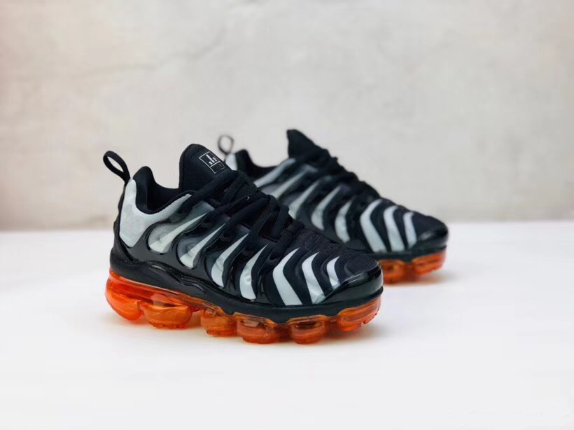 2019 Designer Child Tn Plus Running Shoes Kid Sneakers PURE PLATINUM Triple Black White Cool 