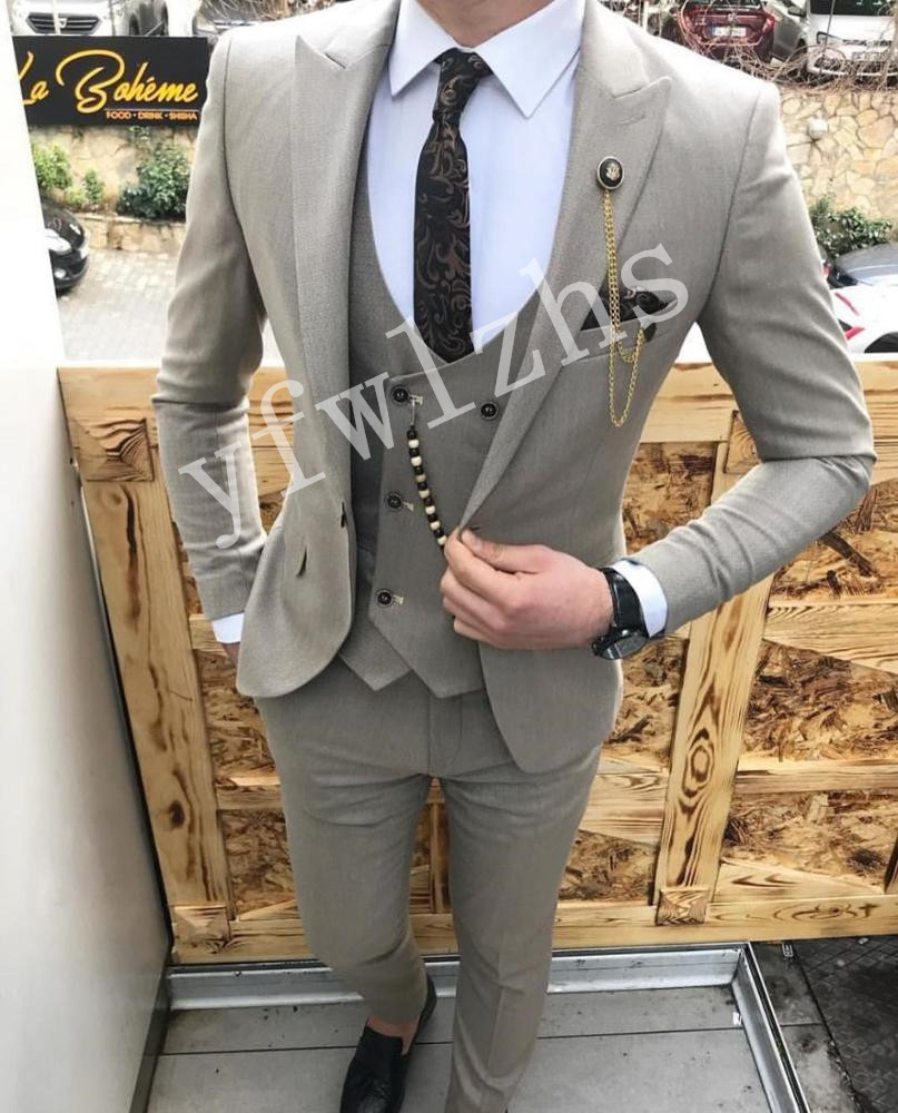 

Handsome Groomsmen Peak Lapel Groom Tuxedos Mens Wedding Dress Man Jacket Blazer Prom Dinner 3 Piece Suit(Jacket+Pants+Tie+Vest) B467, Same as image
