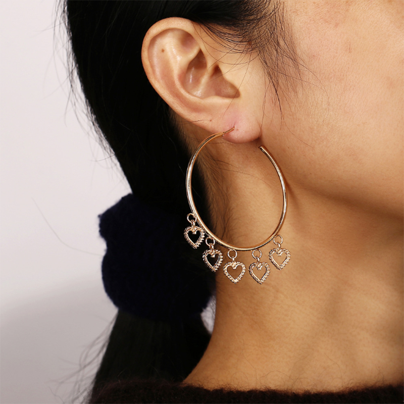 

Hoop & Huggie Hollow Love Heart Pendant Earrings Big Round Smooth Circle For Women Oversize Loop Party Jewelry Oorbelle