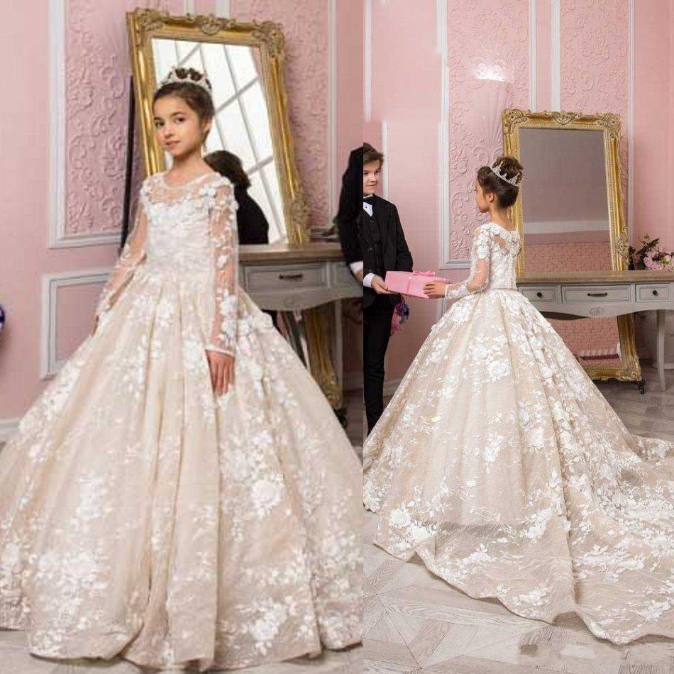 

Ball Gown 2020 Flower Girl Dresses For Wedding Long Sleeve Jewel Neck Little Girl Wedding Dresses Beads Lace Communion Pageant Dresses Gowns, Champagne