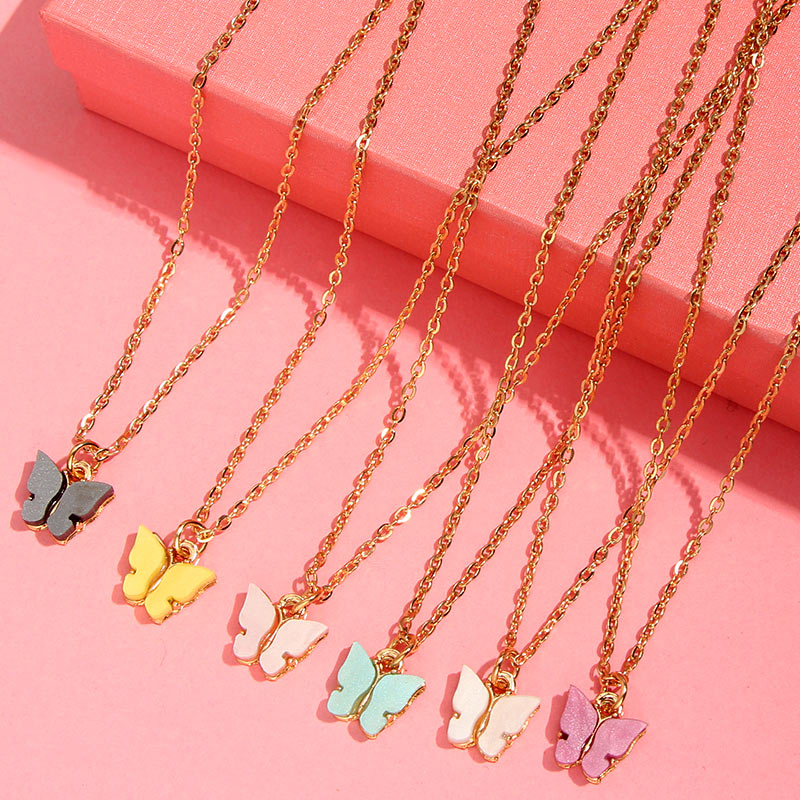 

Chains Flatfoosie Sweet Acrylic Multicolor Butterfly Pendant Necklace For Women Long Wild Clavicle Chain Personalized Jewelry