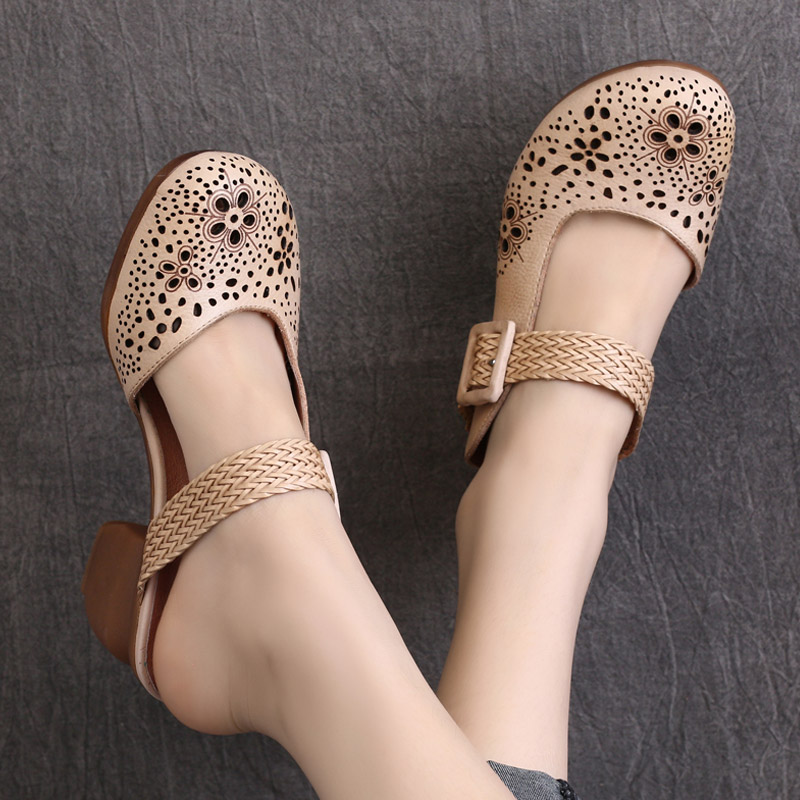 

Women Leather Slippers High Heels Mules Summer Shoes For Women Embroidery Slipper Genuine Leather Shoes Beige Retro2020