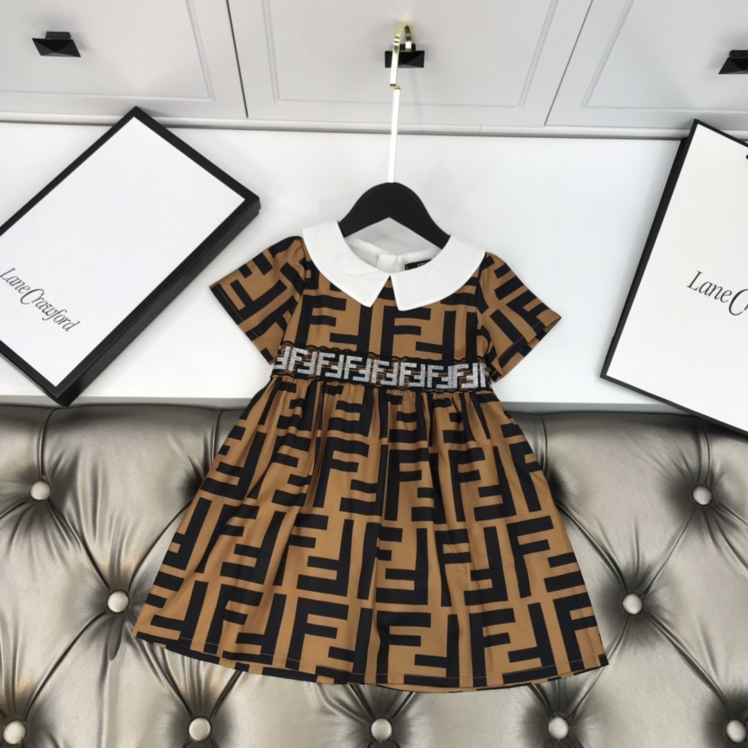 compras e vendas de roupas