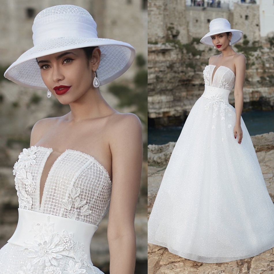 

Luisaspos Elegant Ball Gown Strapless Sleeveles Satin Lace Beaded Applique Wedding Dresses Wedding Gowns White Sweep Train Bridal Gowns, Fuchsia