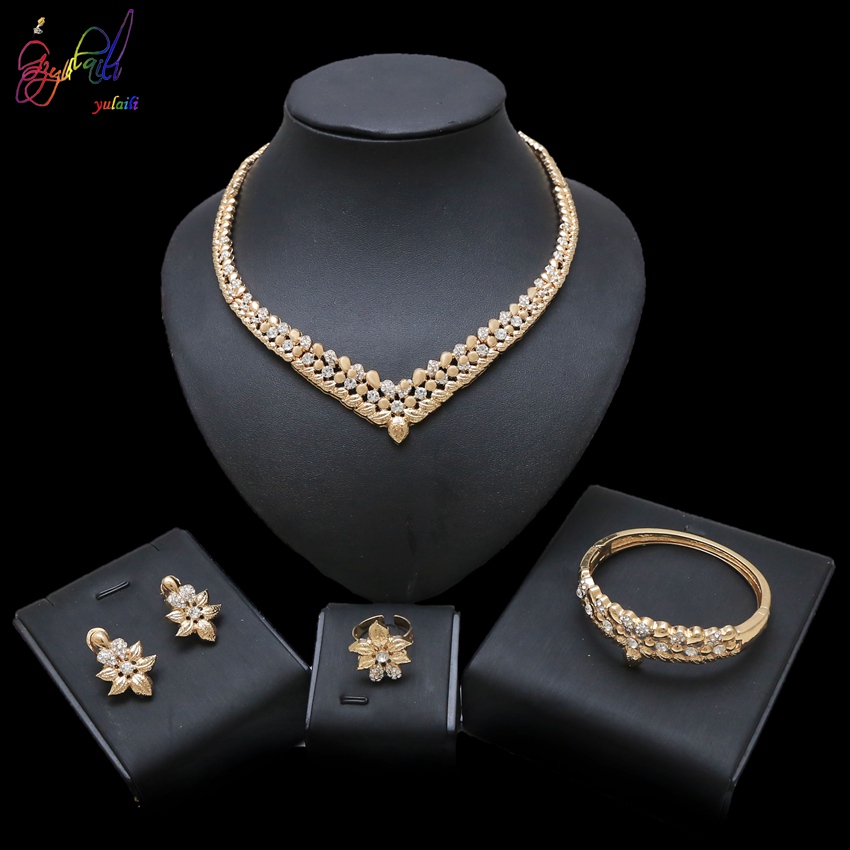Collana con zirconi in cristallo Devils Eyes Orecchini e bracciale Set di gioielli per ragazze femminili Set da 4 pezzi