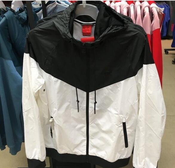 

2020 Hot sell Men Women Sports Windbreaker Jackets Colors Patchwork Contract Waterproof Jacket Zippers Up Hooded Coats, White