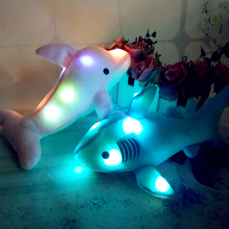 peluche de delfin gigante
