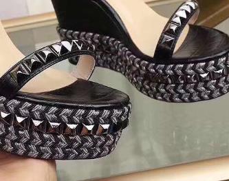 

Designer-clou Sandals Gold Patent Leather Studded Ladies Ankle Strap Women's Pumps Party Dress shoes With Box, Color 7