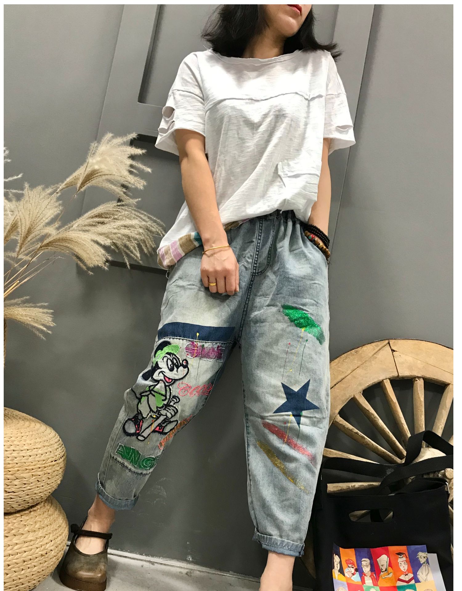 

Lake Blue White Black Feer Cowgirl Affixed Cloth Embroidered Gold Coloured Drawing Or Pattern Of 7 Minutes Of Pants Pants Bk4499