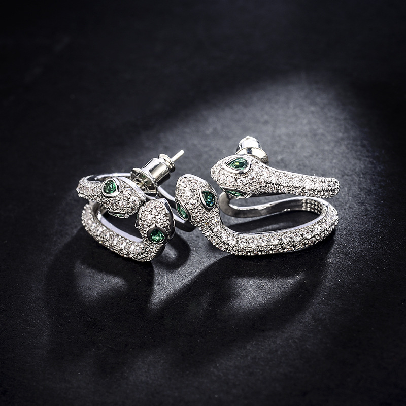

Fashion- double snake head earrings female exaggerated snake white gold gold single left ear bone clip fashion personality animal earrings