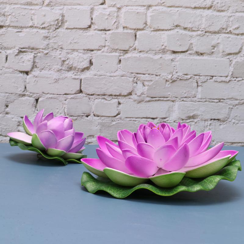 

6PCS Artificial Lifelike Lotus Lilies Simulation Plastic Pond Plants Home Decoration - 4PCS Size L and 2PCS Size M (Violet