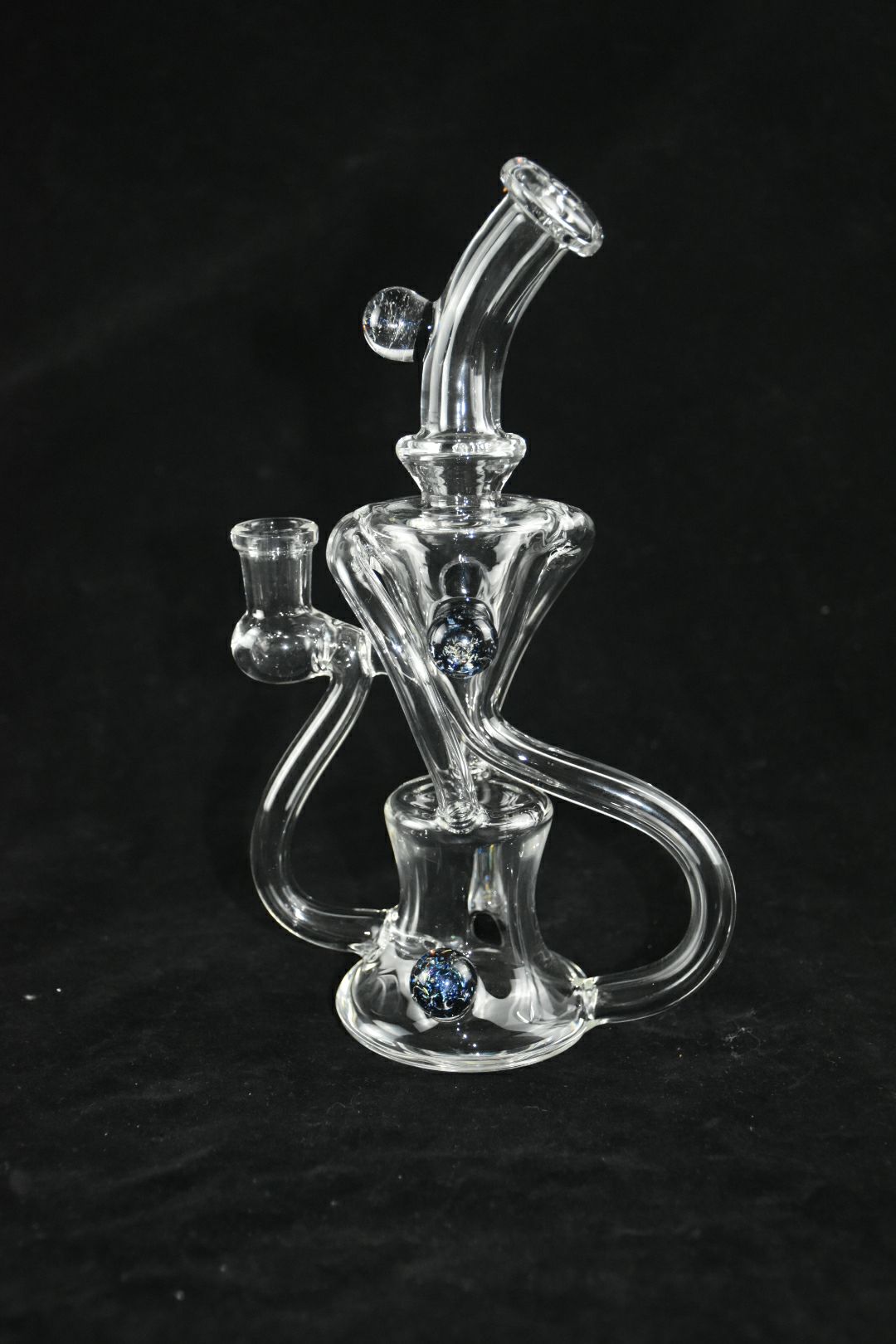 

Pipe, transparent oil rig 14mm joint design beautiful, welcome to order, Bong, price concessions