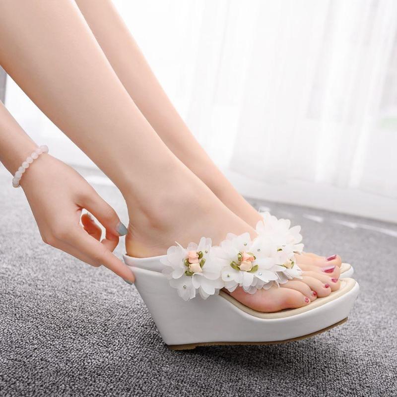 

Women Slippers Summer White Color Lace Flower Style Beaches Flip Flops Platform Sandals Open-toed Casual Shoes