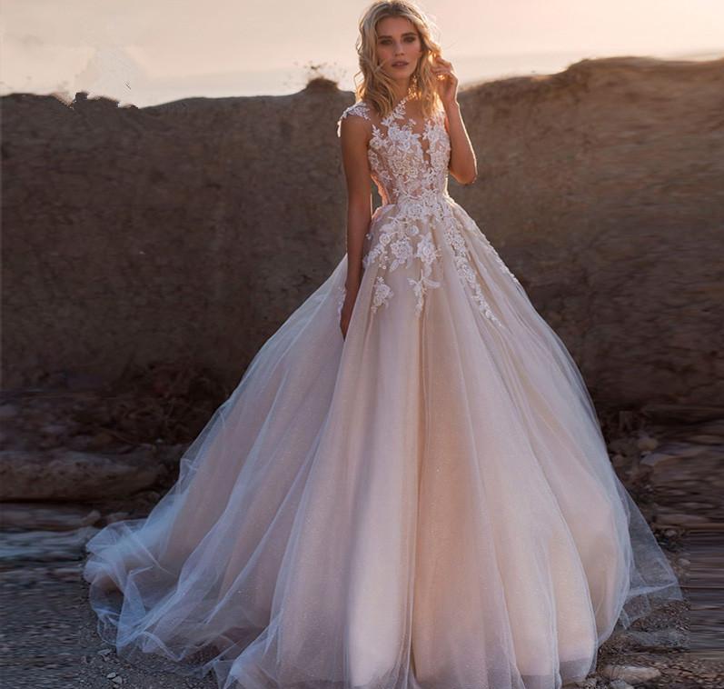 

Champagne Elegant Tulle A-Line Wedding Dresses 2020 Sparlkling Lace Applique Sweep Train Wedding Bridal Gowns Vestido De Novia With Buttons, Dark navy