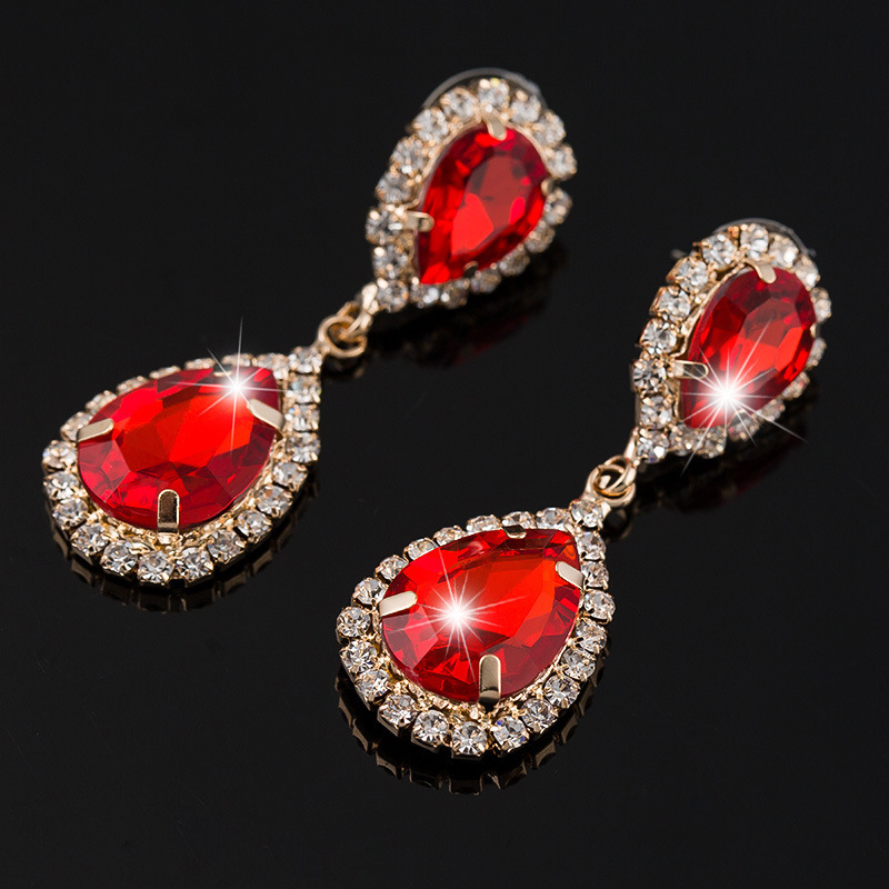 

Drip Diamond Luxurious Bride Exquisite Court Diamond Rhinestone Ol Earrings