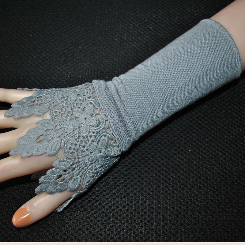 

Sparsil Women Lace Crochet Fake Sleeve Fashion Detachable Wrist Band Sweater Blouse Fake Cuff Decorative Sleeve Accessories