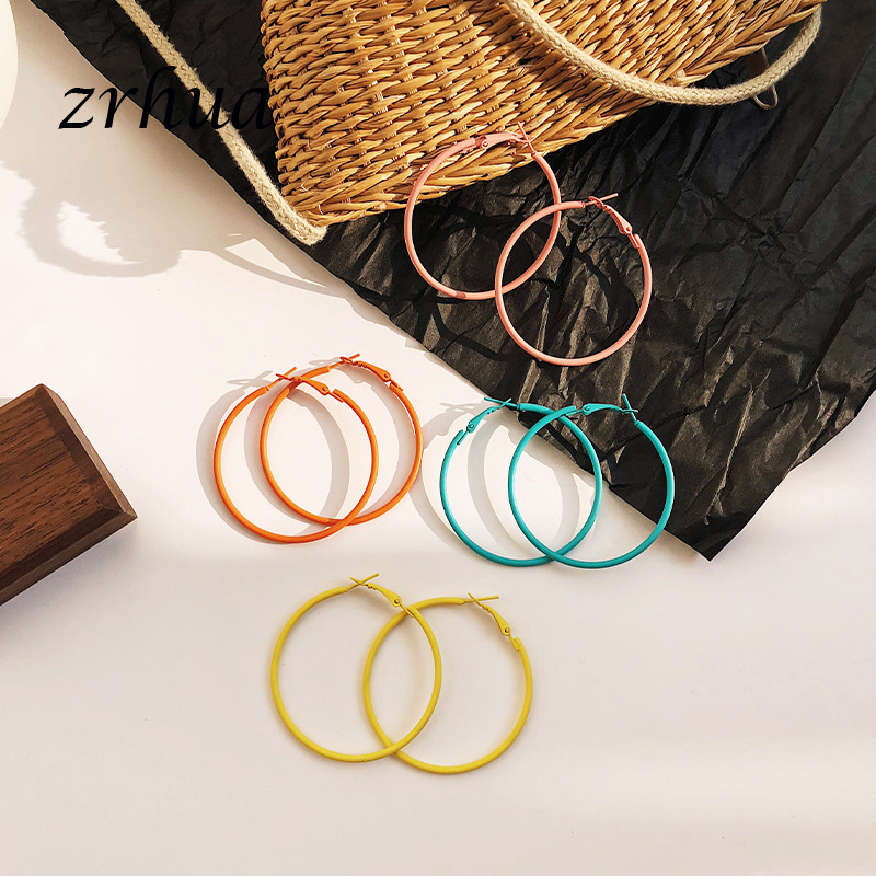 

Vintage Korean Big Hoop Earrings for Women Female Fashion Colorful Simle Classic Earring Geometric Earings Brincos Jewelry