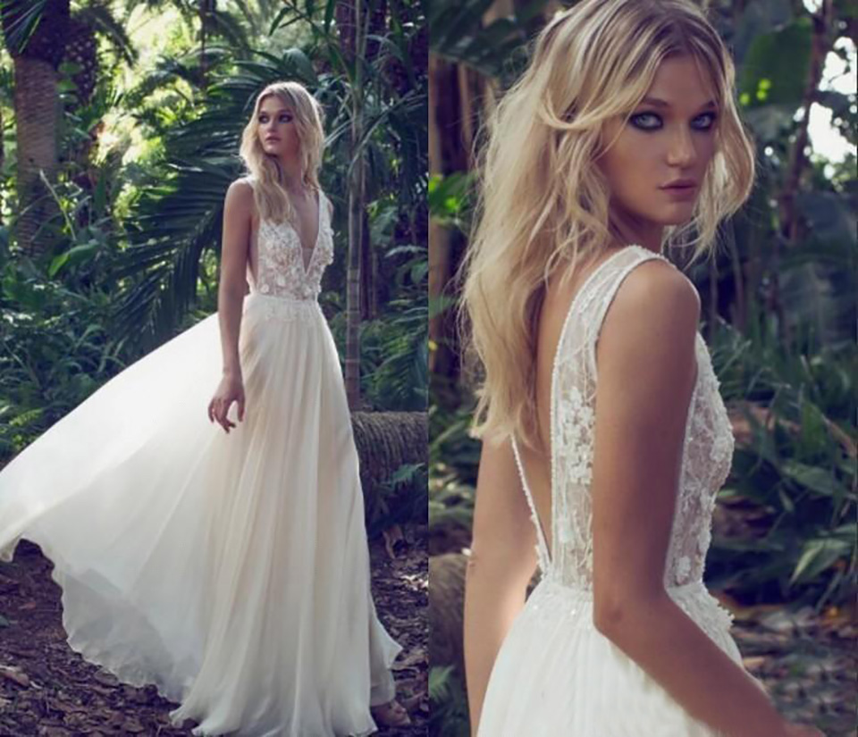 Robes de mariée bohème sexy col en V profond A-ligne en mousseline de soie col en V dos nu illusion corsage étage longueur pays robes de mariée a