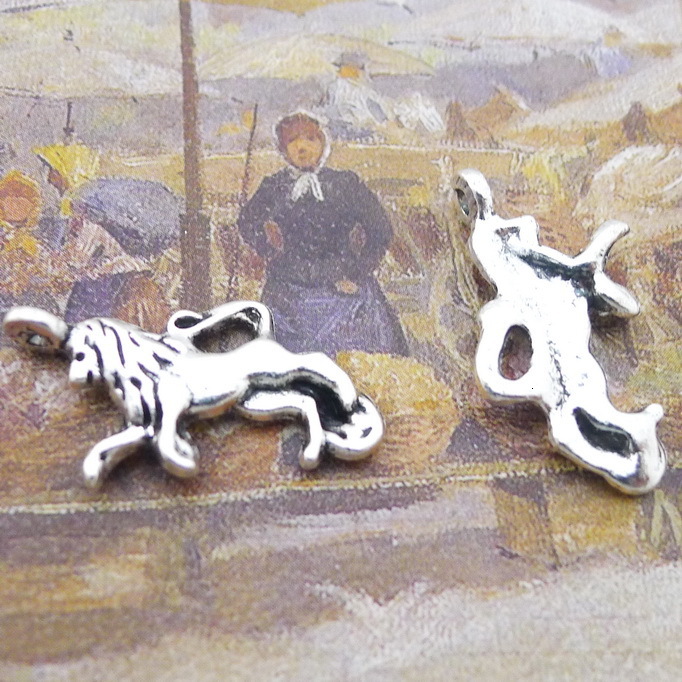 

A4559 28*16mm Lion Ancient Silver Combine Gold Product Parts 100 Individual / Package 2.3 G