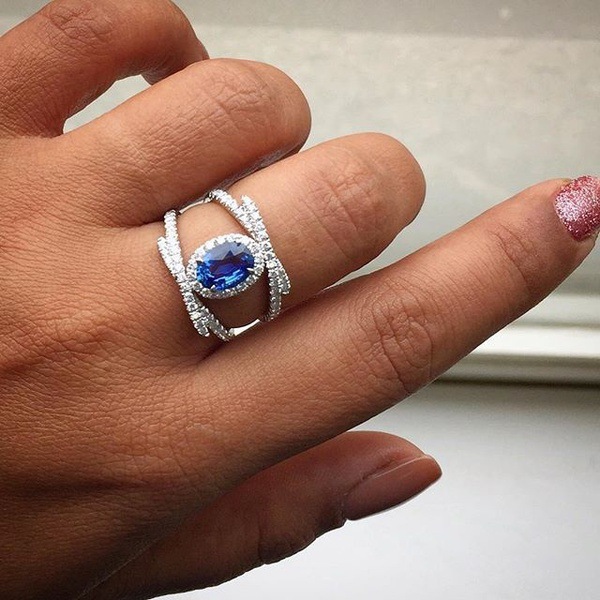 

Vintage Cross Ring Blue Stone Finger Ring For Women Men Silver Color Alloy Jewelry Bridesmaid Gift sapphire