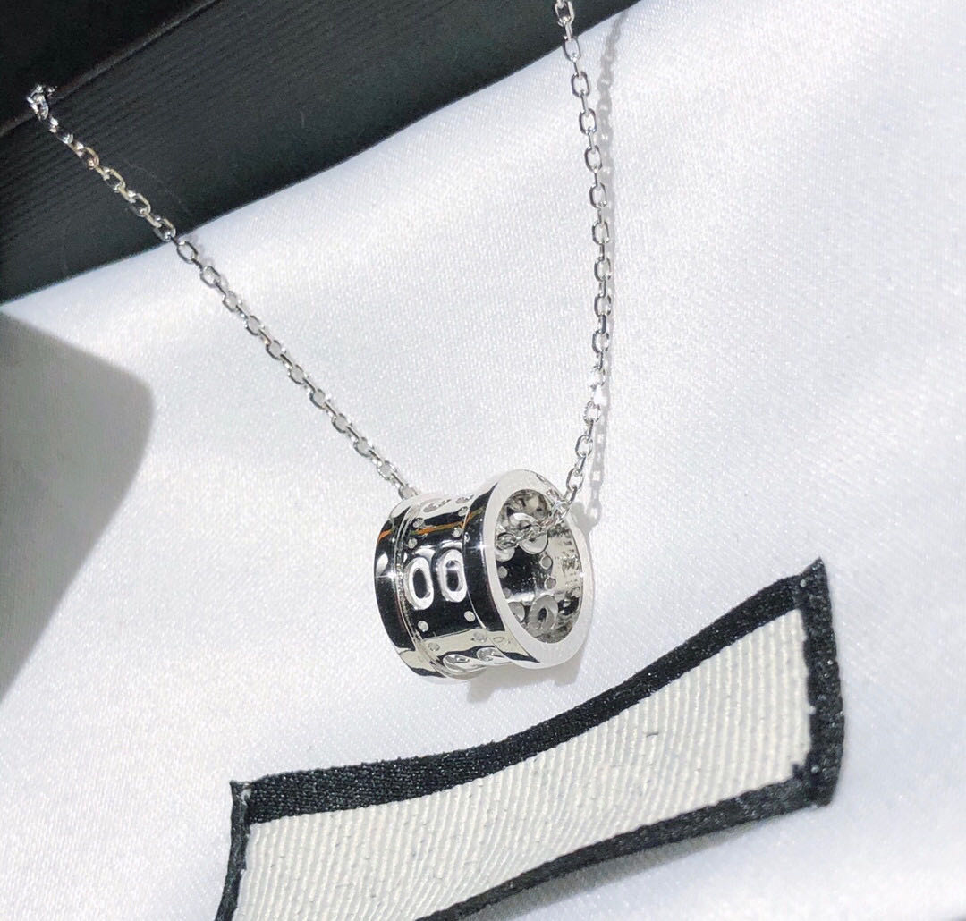 

HOT SELL Fashion love pendant initial letter necklace for lady mens and women Party wedding lovers gift stainless steel jewelry With BOX