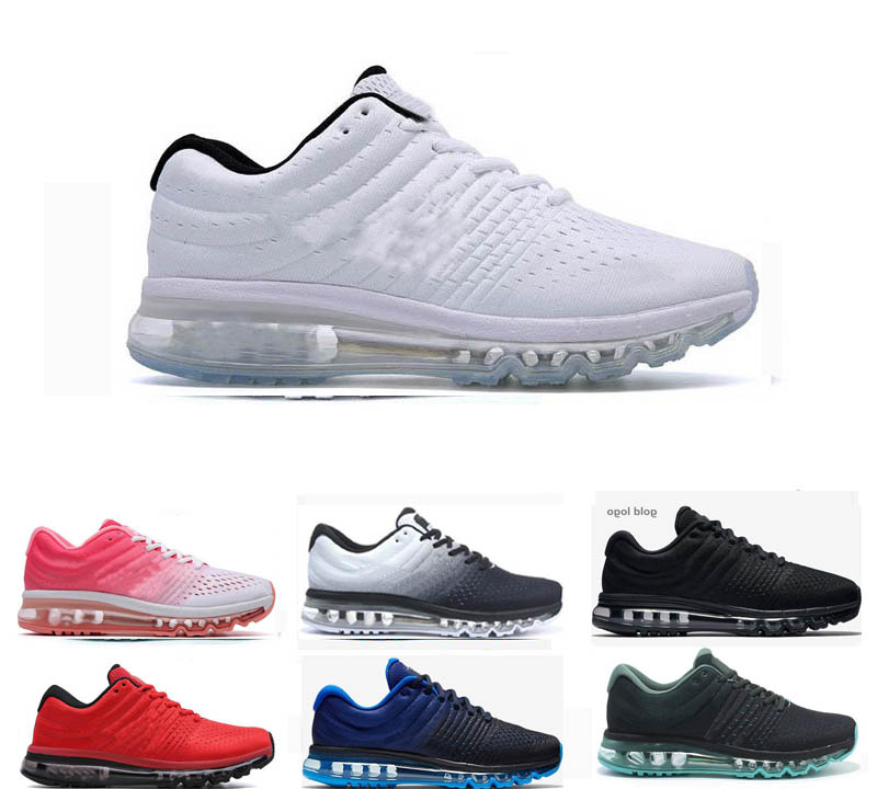 Vente chaude 2020 nouvelles femmes d'hommes Beaucoup de styles Chaussures de course qualité entraîneurs des hommes de plein air Chaussures casual
