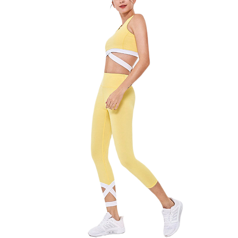 

Seamless Women Yoga Set Gathering Shockproof Cross Hollow Sport Bra Fitness Jogging Capris Stitching Gym Leggings Set Two Pieces, Pink