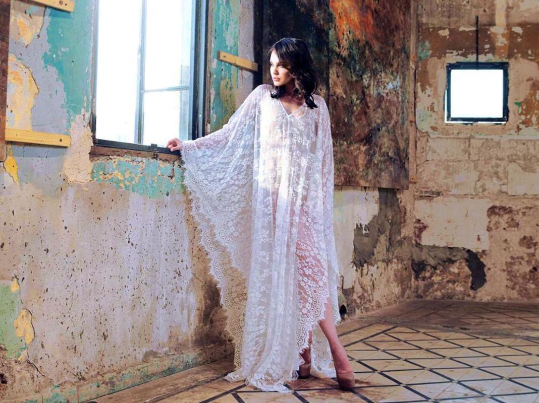 

Sexy Beach Cover Up Swimsuit White Lace Tassels Beach Dress Women Bikini Swimwear Bathing Suit Summer Wear Tunic