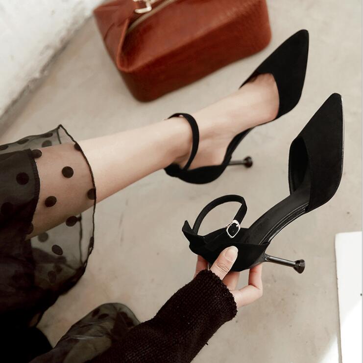 

Classic Women Mens Brand Red Bottoms High Heels Patent Leather Platform Wedding ShoesPeep-toes Sandals Designer Dress Shoes Luxury Red Sole