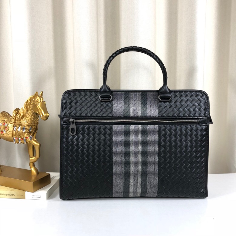 

Summer European fashion men's simple checked briefcases perfect design style around the world, Black