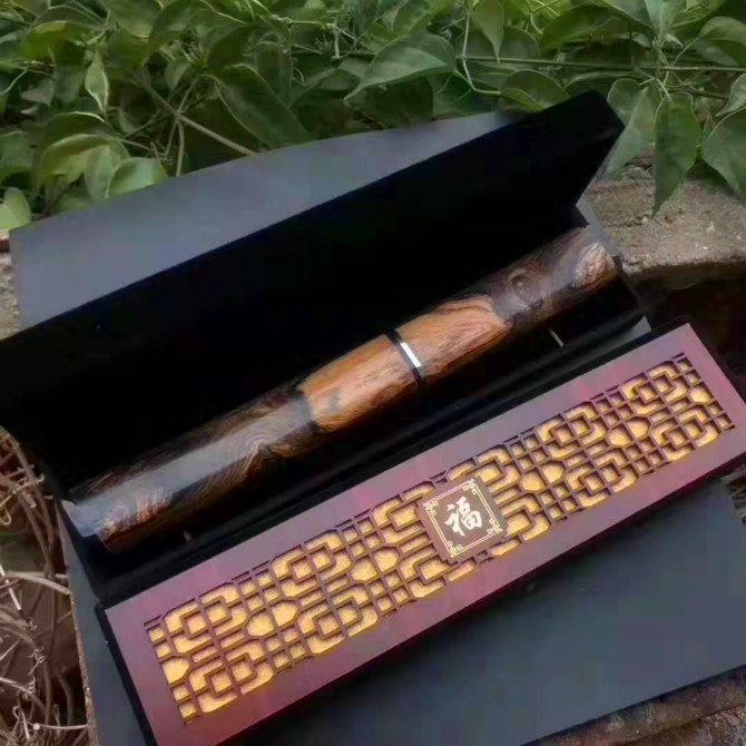 

Small Damascus Katana Fixed Blade Knife VG10-Damascus Steel Drop Point Blades Camphorwood Handle And Sheath