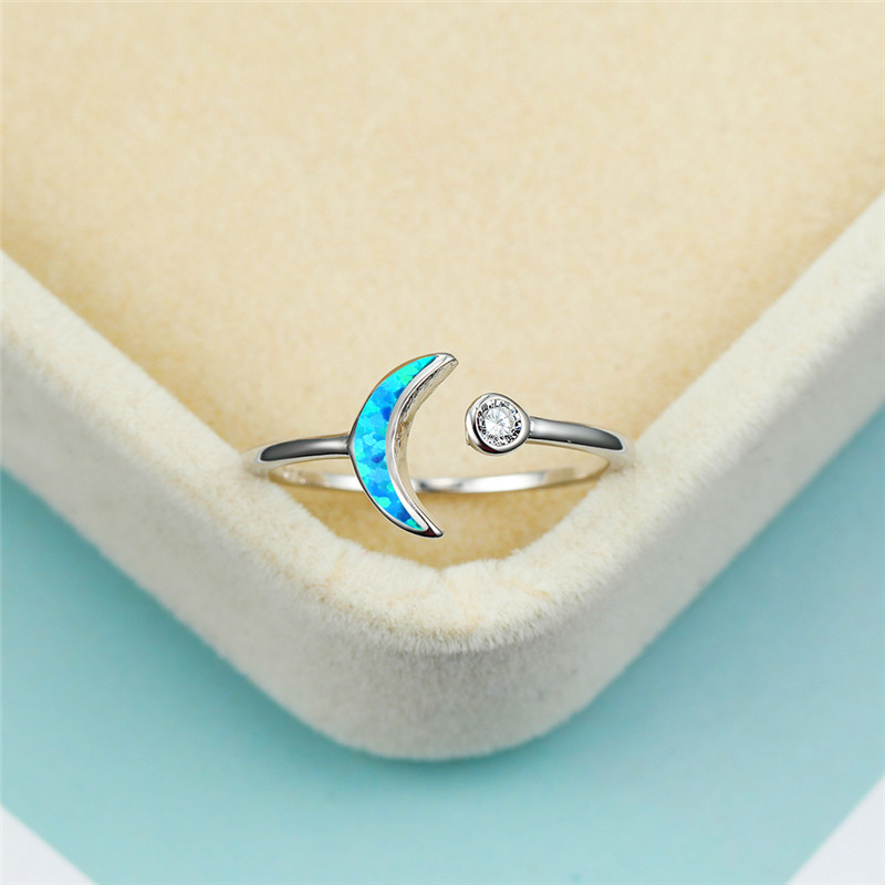 

Cluster Rings Charm Female White Opal Stone Ring Cute Round Zirconia Silver Adjustable For Women Minimalist Bridal Moon Engagement