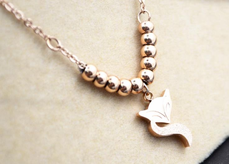 Nueva camiseta para mujer Fox /'Amor/' Lindo Encanto Collar Pendiente Joyería regalo Gratis Bolsa