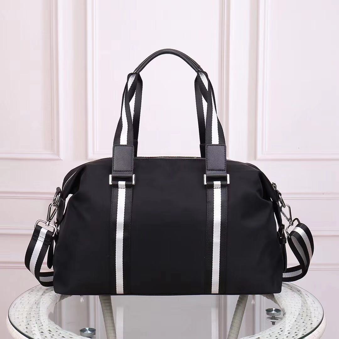 

LV LOUIS BAG VITTON Sports New Men's Wholesale Bags Handbags Design Capacity Canvas Bag Large Fitness T Quxdd, Red;black