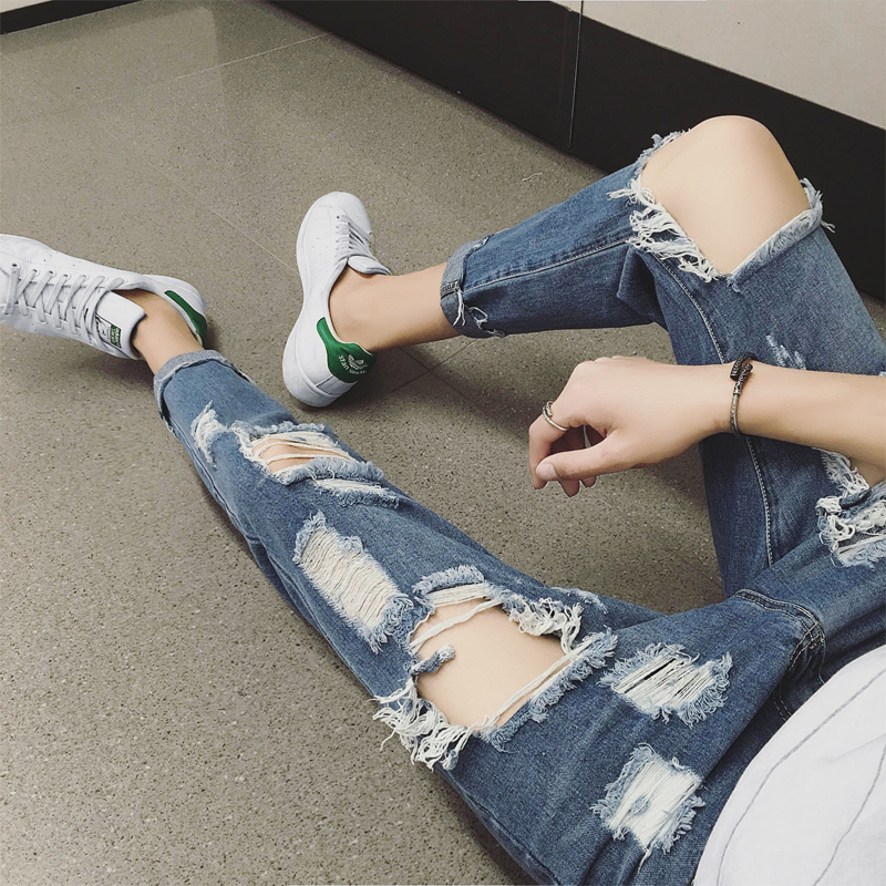 

2019 Summer Korean version of men's jeans with big holes and tiny feet teenage beggar pants, Blue