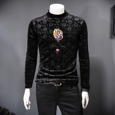 

2019 youth new autumn and winter men's T-shirt Korean cashmere plus velvet thick animal print high collar bottoming shirt, Black