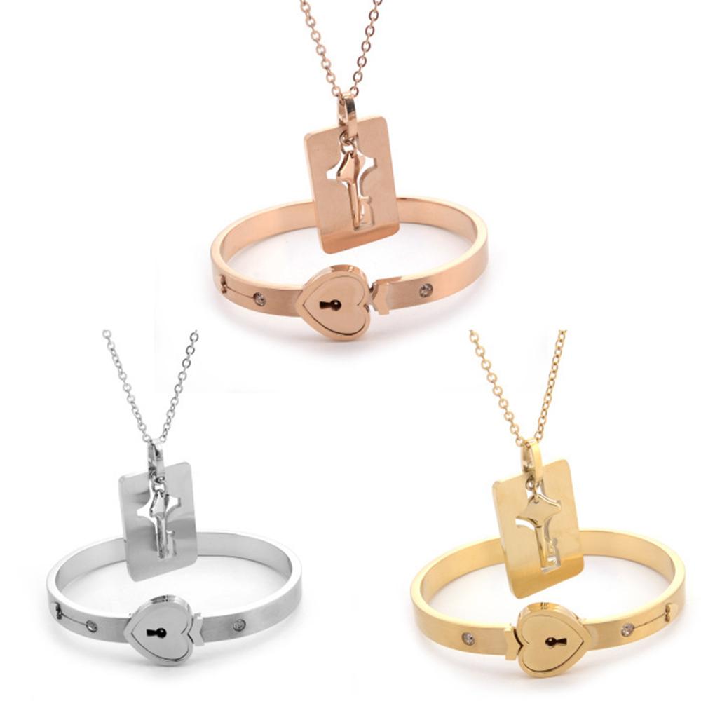 A Set Retro Classical Gossip Yin Yang His/&hers Matching Set Titanium Steel Couples Pendant Necklace