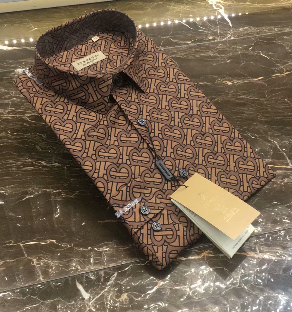 Burberry Roblox Outfit