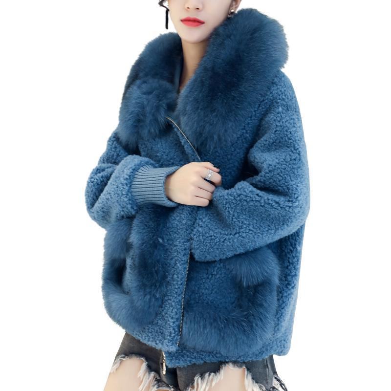 

2019 Winter Women Thick Warm 100% Wool Loose Overcoat Lady Real Sheep Shearling Fur Natural Fur Hooded Sheepskin Coat V296, Mise