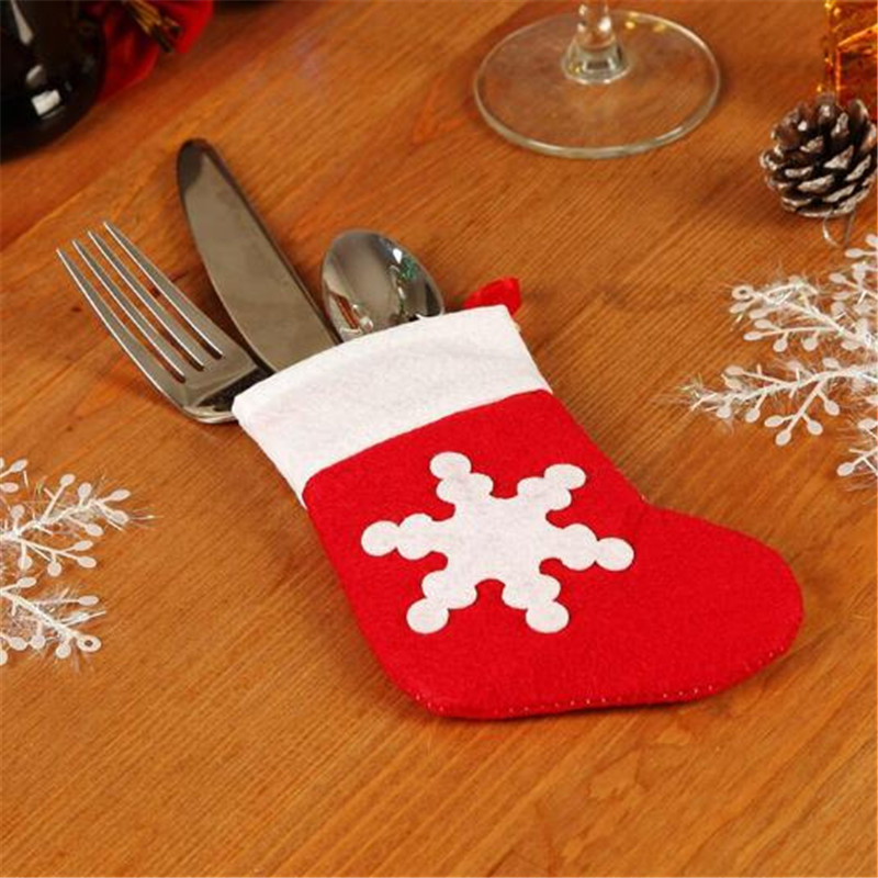 

WYNLZQ 5Pcs/lot Christmas Stocking Bags Dining Table Knife Fork Holder Santa Claus Christmas Decoration Party Supplies 8x14CM