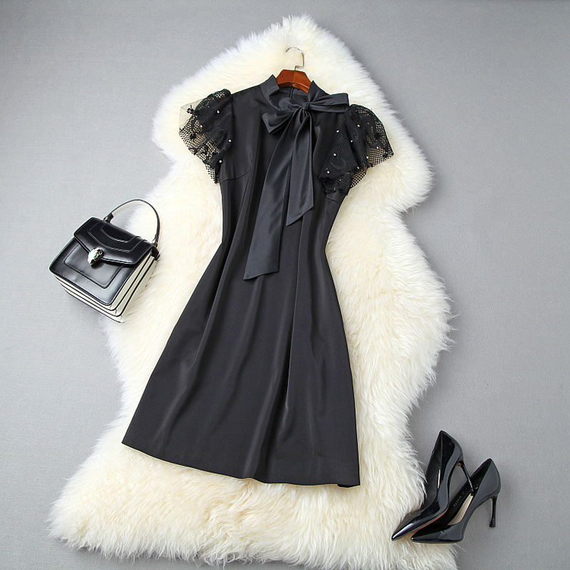 

2020 Summer Sleeveless Round Neck Black Pure Tulle Panelled Beaded Knee-Length Dress Elegant Little Black Dress Casual Dresses OJ28T11009