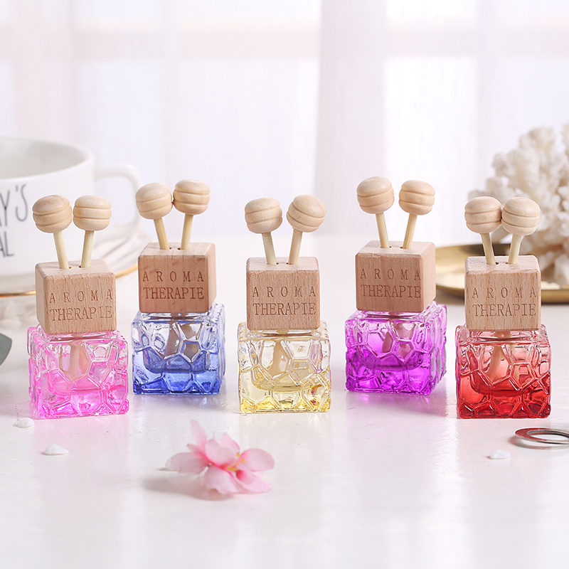 

Colorful Glass Car Perfume Air Conditioning Outlet Tuber Car Perfume Bottle with Wooden Cap Fast Shipping F3807