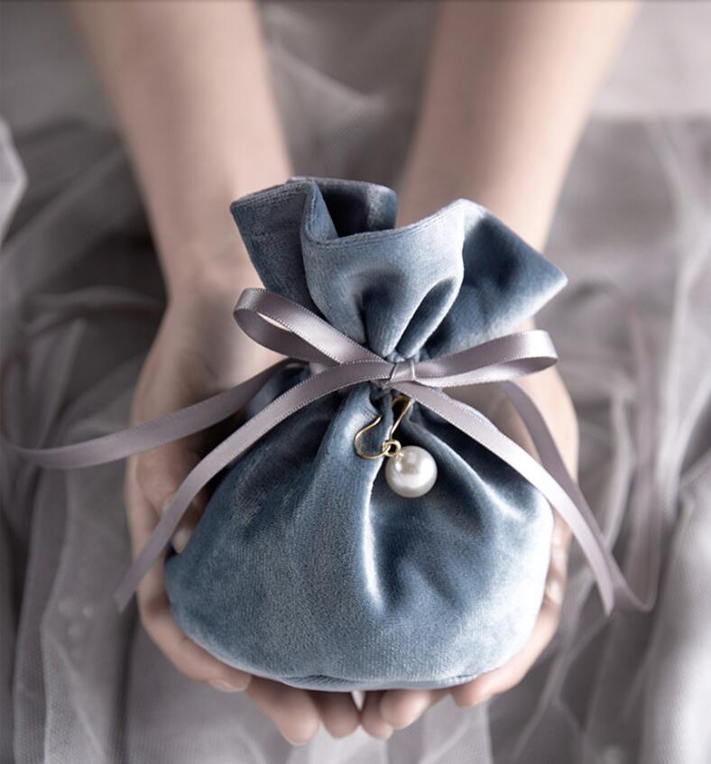 

10pcs Wedding candy bag wedding candy gift bag velvet Free Shipping