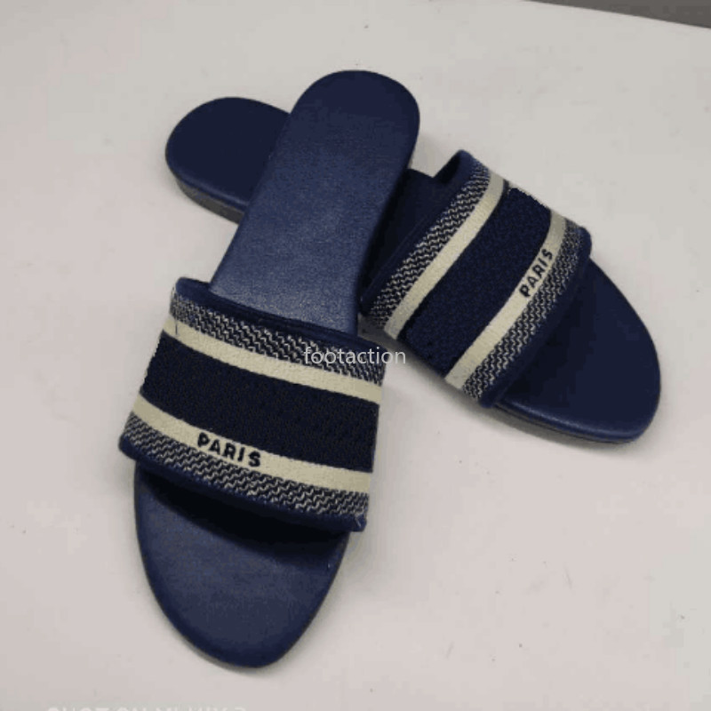

Paris Trendy Beach Slides Scuffs Womens Nice Slippers Summer Sandals Ladies Flip Flops Sexy Multicolors Embroidered Floral Shoes, Red