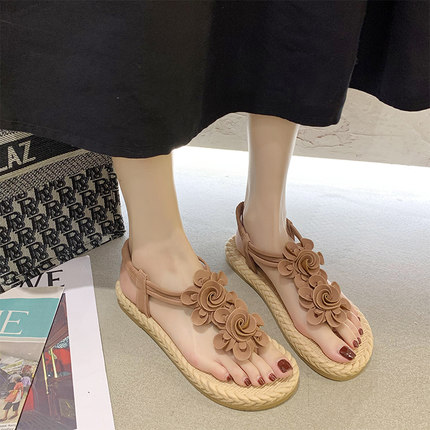 

2020 new summer beach flowers sandals fairy style fashion wild students ins tide wear flip-flops, Black
