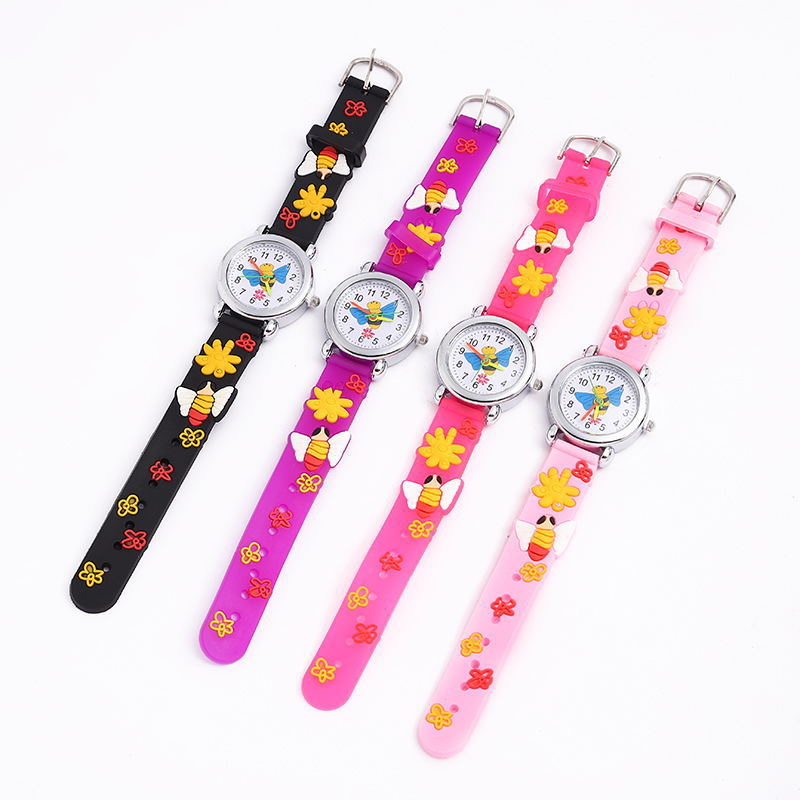 

New 3D Cartoon Kid Students WristWatch Silicone Football Butterfly Animal Quartz watch Candy Car dolphin Flower Kid watches christmas gift, Leave a message about pattern