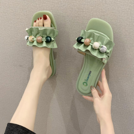 

2020 summer new flat bottom low-heeled flat heels wear a word drag beaded student female sandals wild female slippers tide, As pic