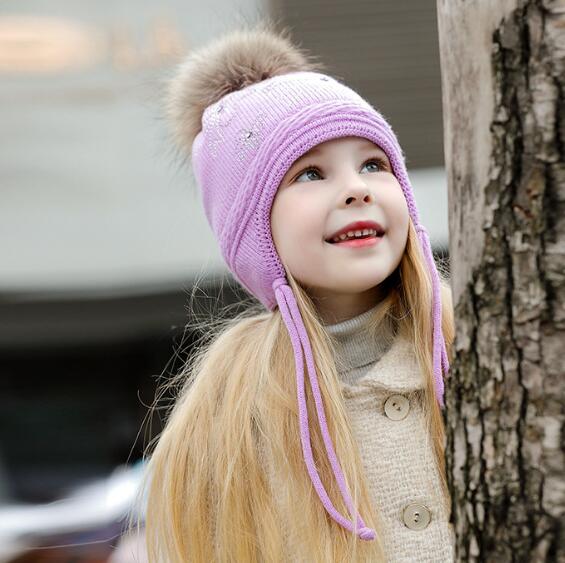 

Three Butterflies Hair Ball Cute Baby Cap Winter Baby Keep Warm Winter Knitted Wool Earmuffs Hat For 2-6T, Pink