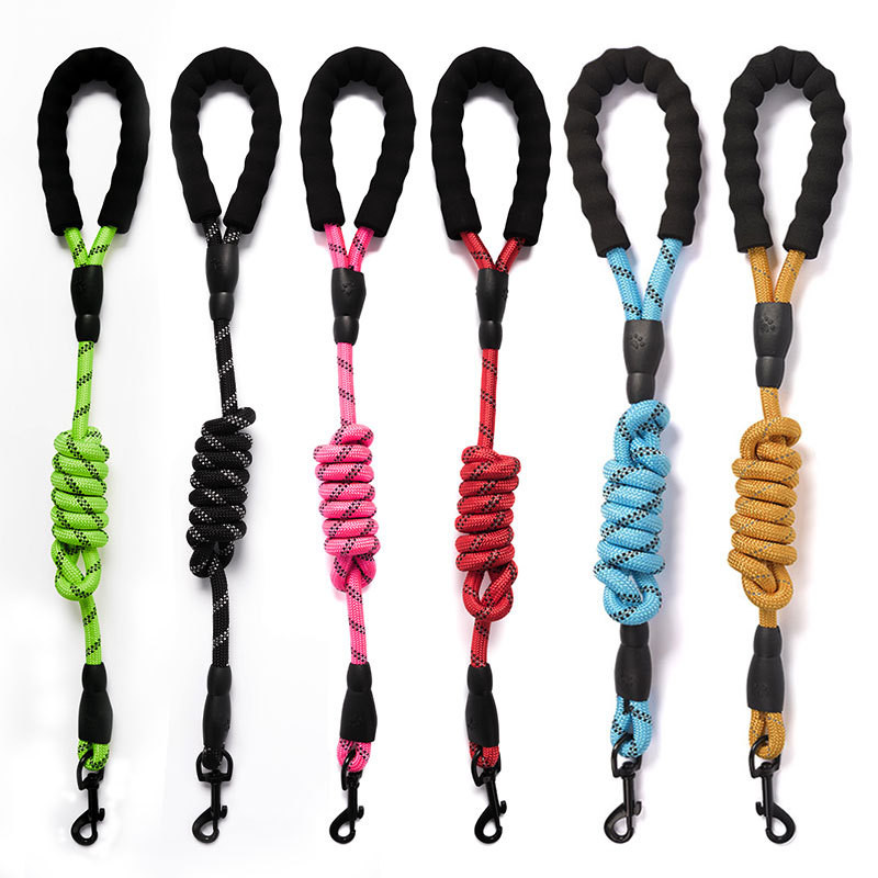 

Strong Dog Leash Rope with Comfortable Padded Handle and Highly Reflective Threads Dog Leashes for Medium and Large Dogs